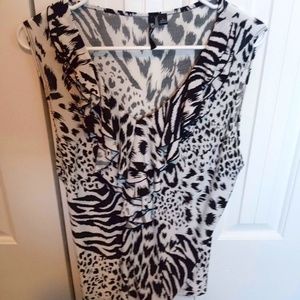 Women’s Milano Ruffled Vneck Sleeveless Top Black White Animal Print LARGE